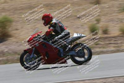 media/Apr-20-2025-AHRMA (Sun) [[393a79c373]]/Race/Group 8/Turn 4b/